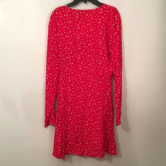 ✨ Red Star Ruffle Detail Tea Dress✨ - Picture 6 of 7